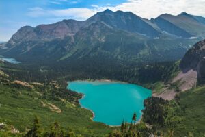Glacier National Park in Northwest Montana. Glacier Bear Cabin is a 2 bedroom, 1 bathroom in Apgar Village and Lake McDonald in West Glacier